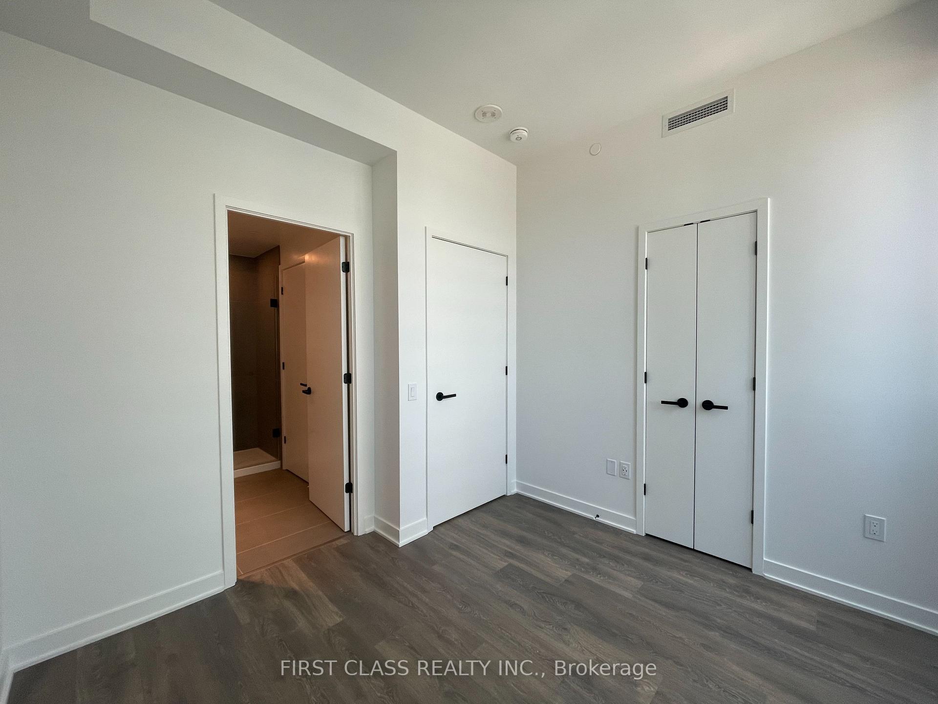 Photo 13 of Unit 1810, 55 Charles Street E, Toronto, Church-Yonge Corridor — HOMEH