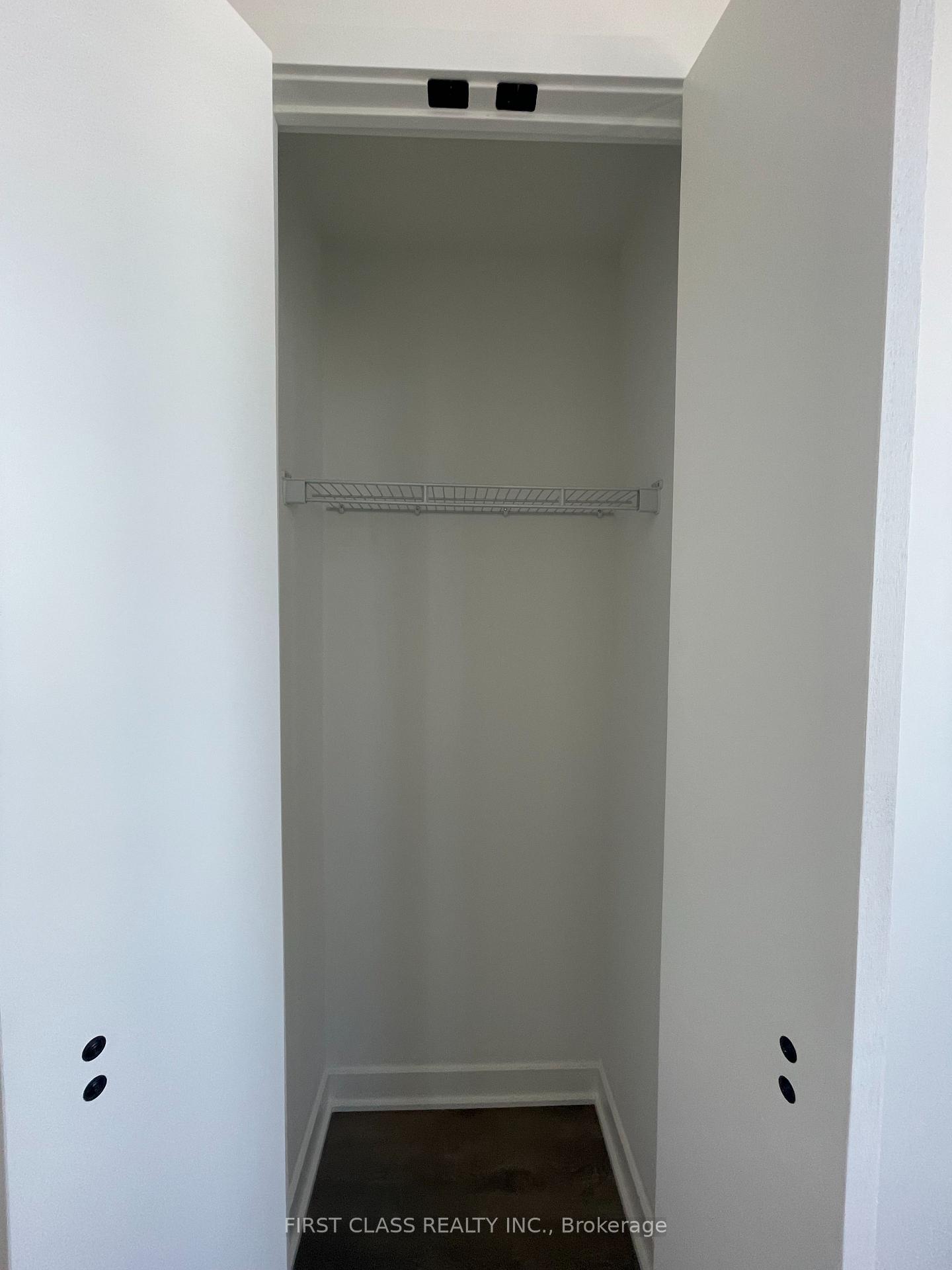 Photo 14 of Unit 1810, 55 Charles Street E, Toronto, Church-Yonge Corridor — HOMEH