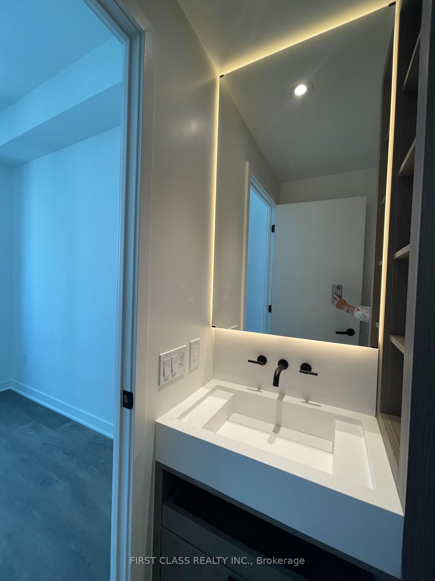 Photo 18 of Unit 1810, 55 Charles Street E, Toronto, Church-Yonge Corridor — HOMEH