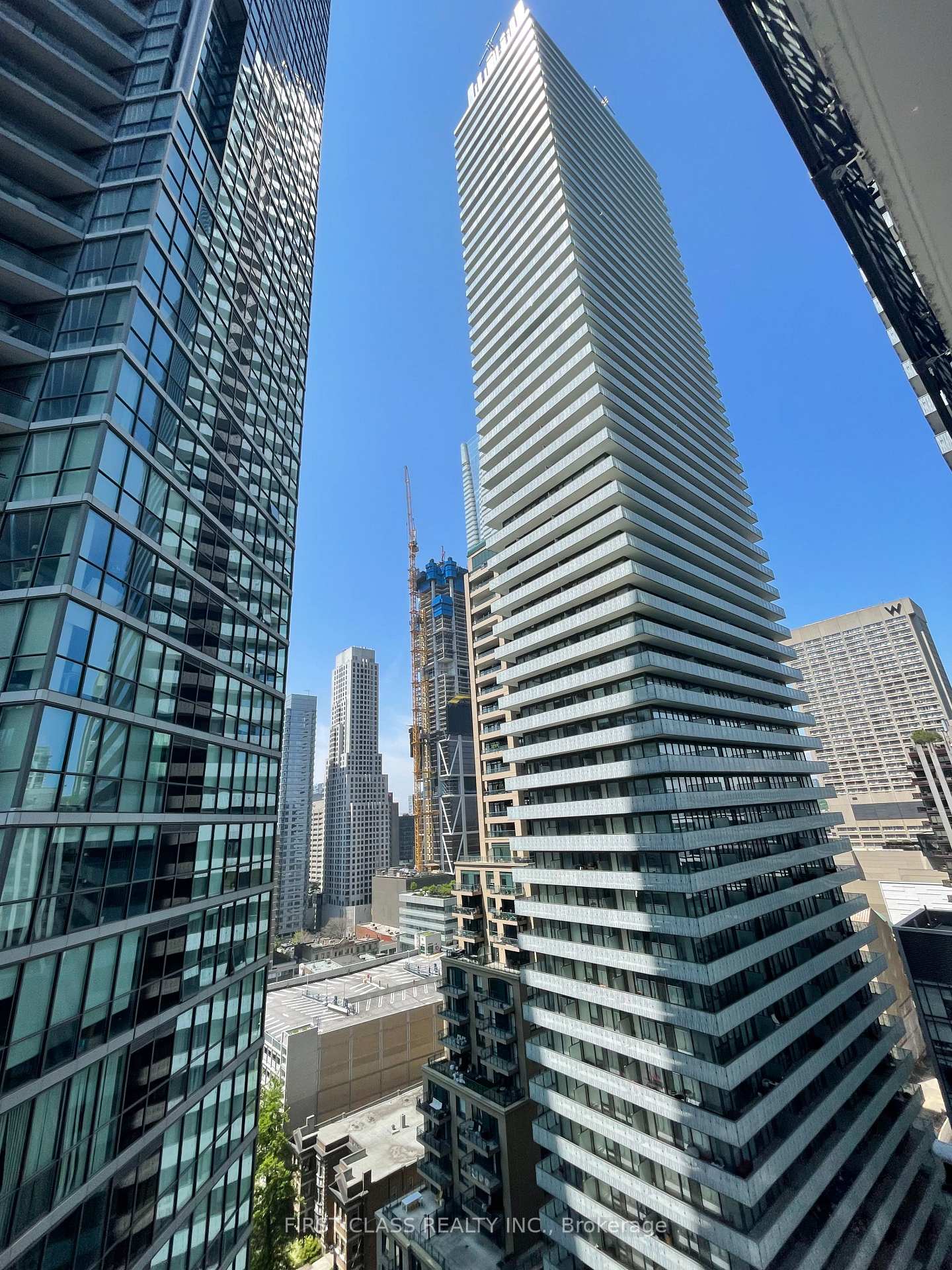 Photo 21 of Unit 1810, 55 Charles Street E, Toronto, Church-Yonge Corridor — HOMEH