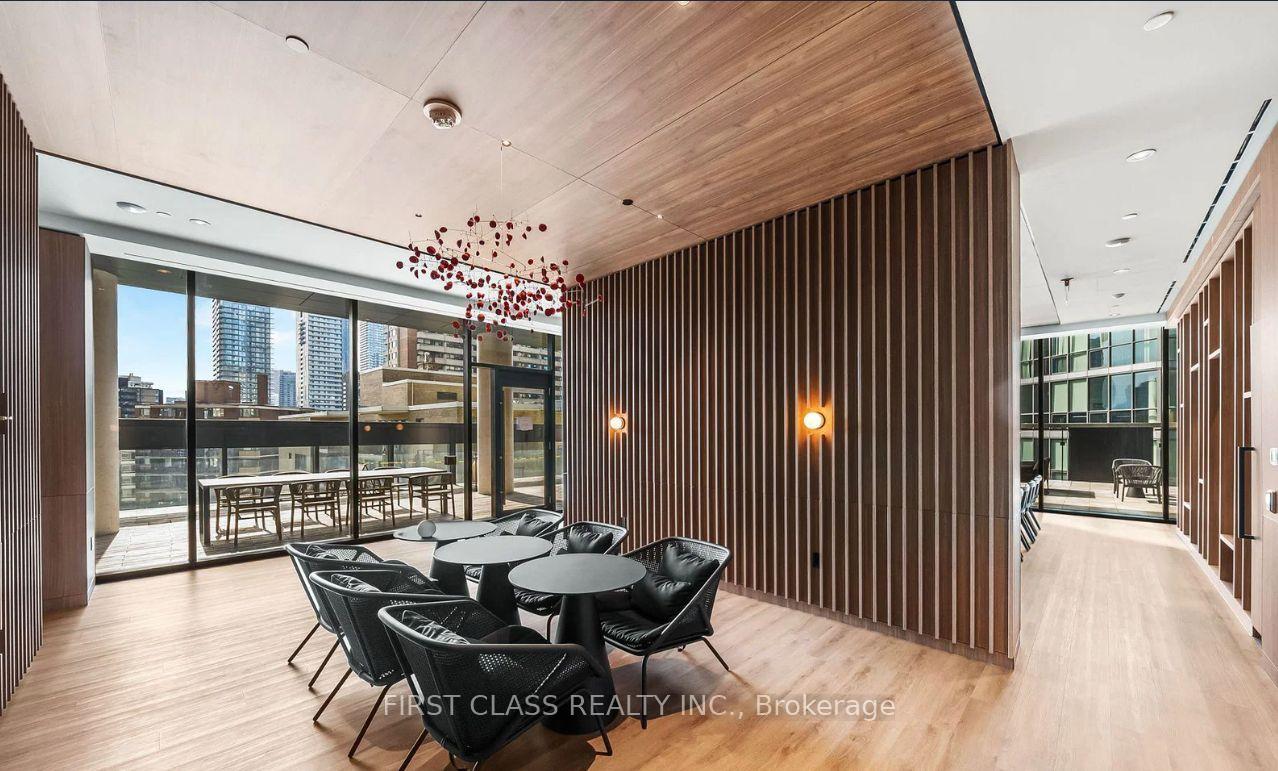 Photo 23 of Unit 1810, 55 Charles Street E, Toronto, Church-Yonge Corridor — HOMEH