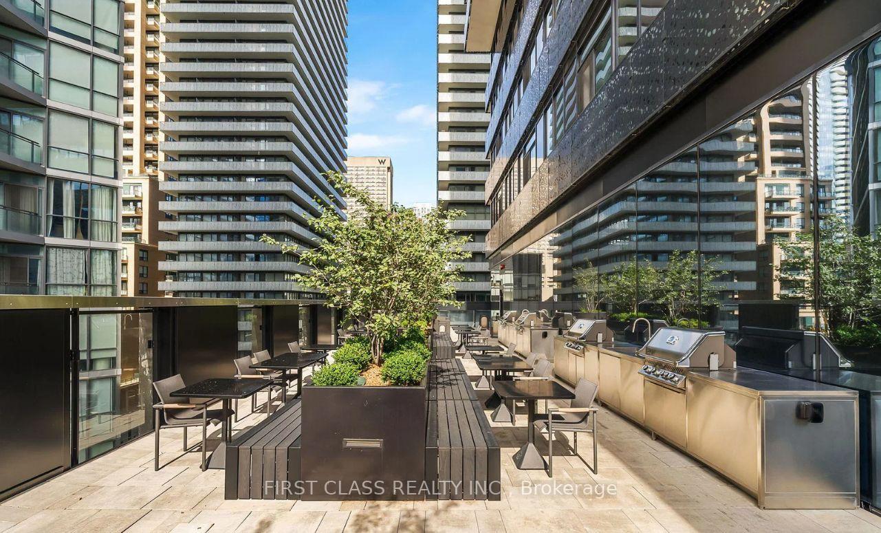 Photo 27 of Unit 1810, 55 Charles Street E, Toronto, Church-Yonge Corridor — HOMEH