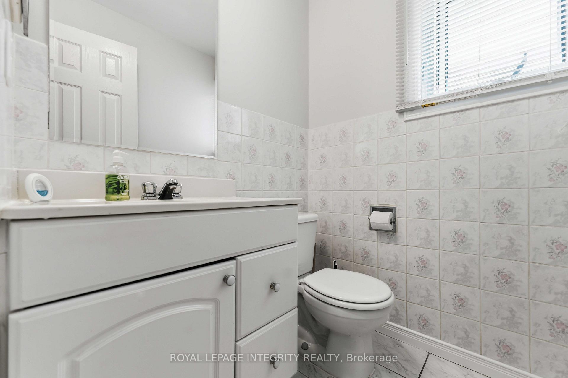 Photo 8 of 1455 Bradshaw Crescent, Ottawa, Pineview — HOMEH