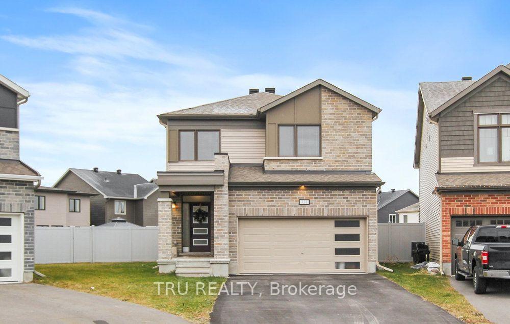 Photo 1 of 731 Brittanic Road, Ottawa, Kanata - Emerald Meadows/Trailwest — HOMEH