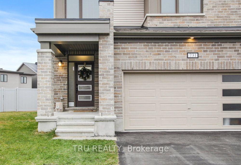 Photo 2 of 731 Brittanic Road, Ottawa, Kanata - Emerald Meadows/Trailwest — HOMEH