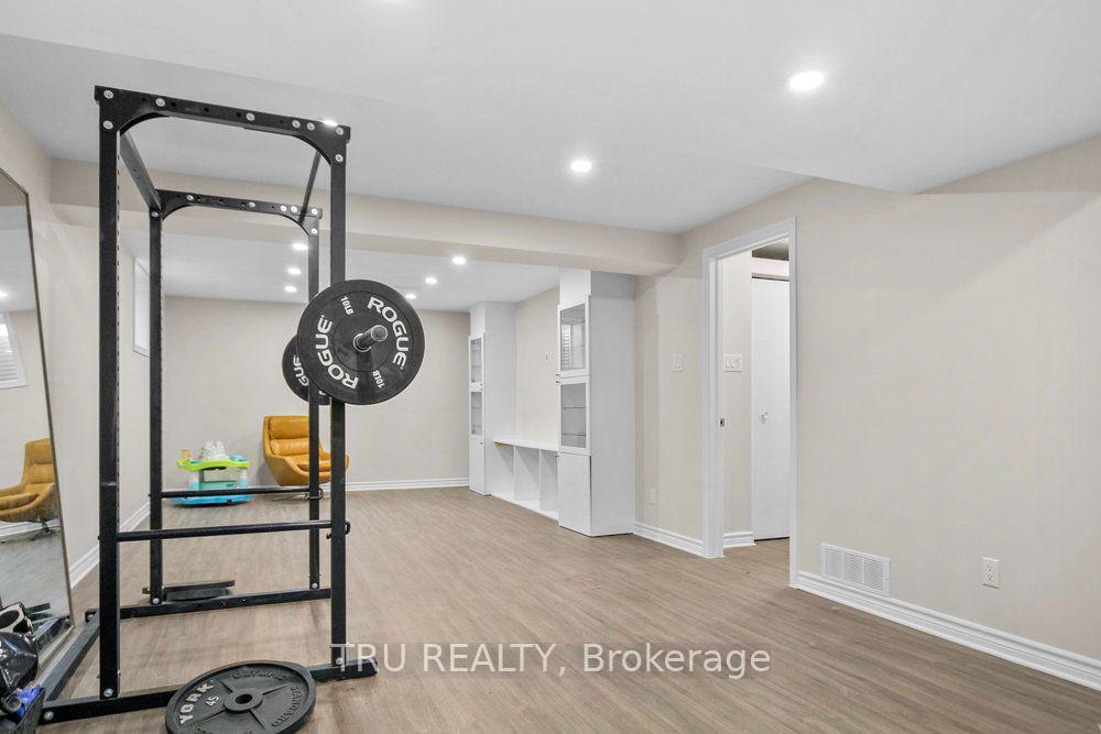 Photo 30 of 731 Brittanic Road, Ottawa, Kanata - Emerald Meadows/Trailwest — HOMEH