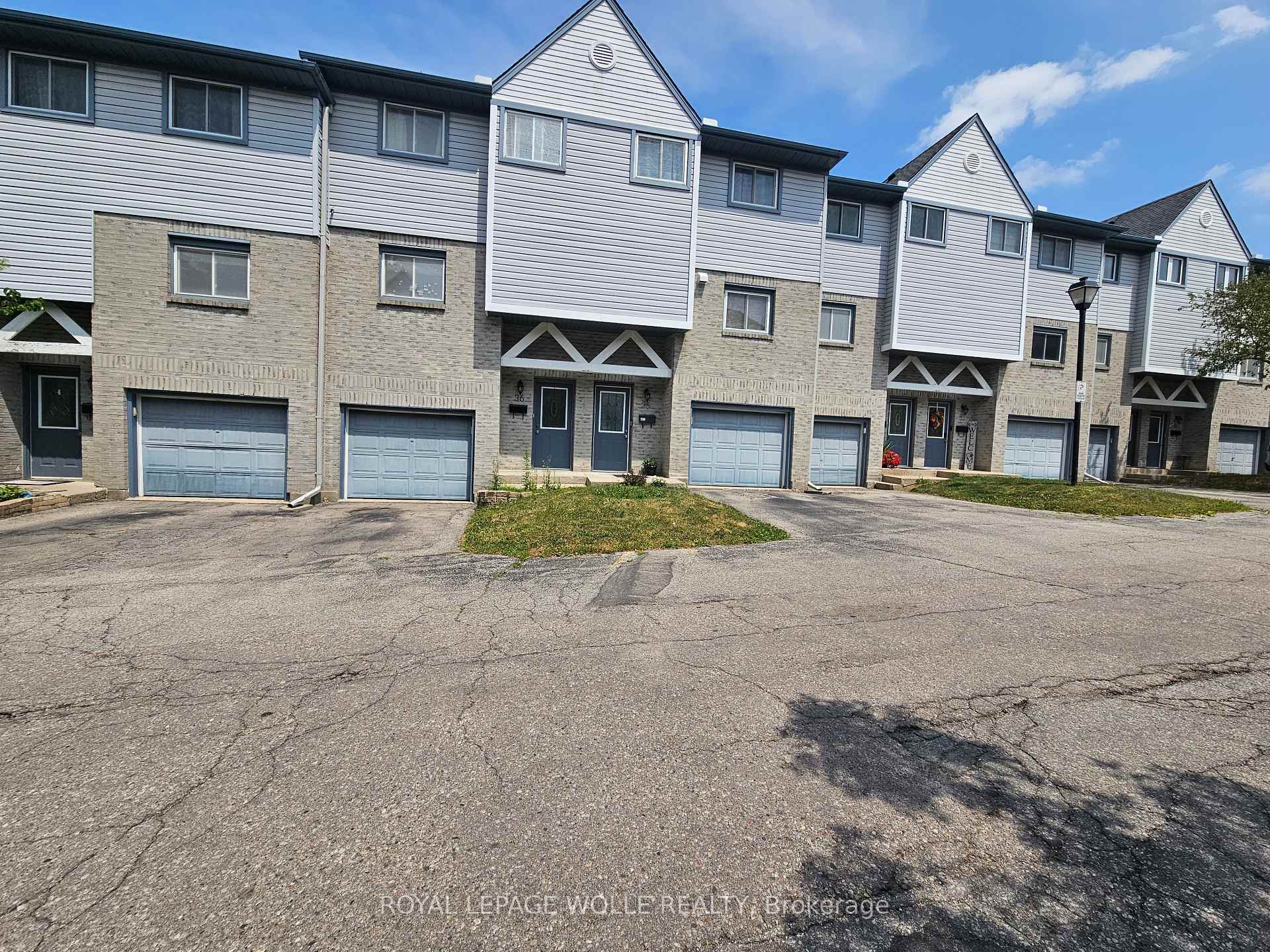 Photo 1 of Unit 36, 589 Beechwood Drive, Waterloo, Westvale — HOMEH