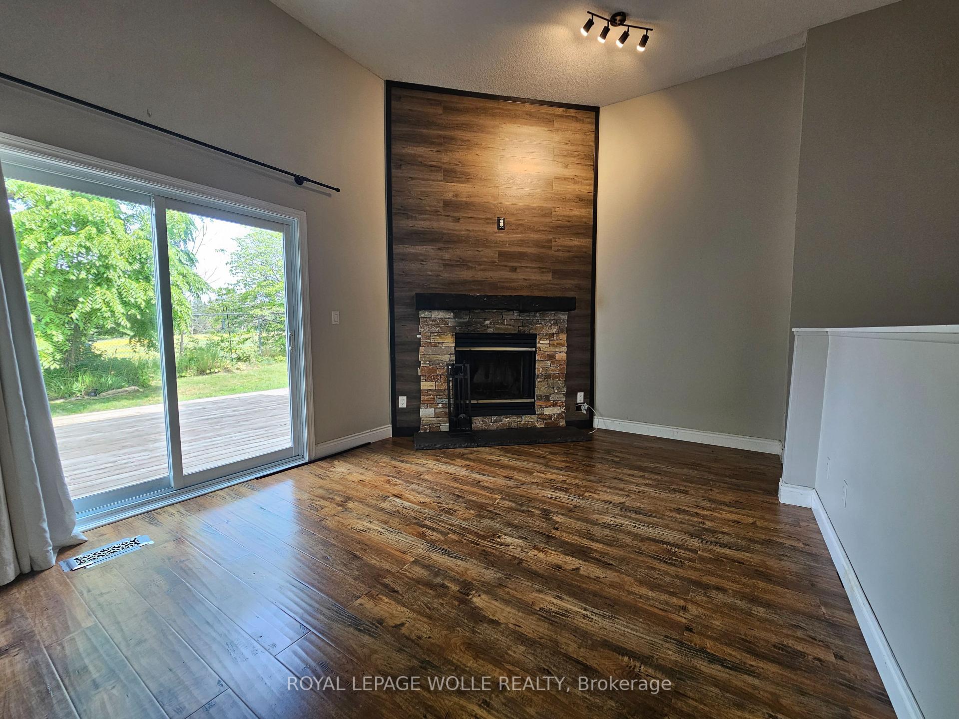 Photo 4 of Unit 36, 589 Beechwood Drive, Waterloo, Westvale — HOMEH