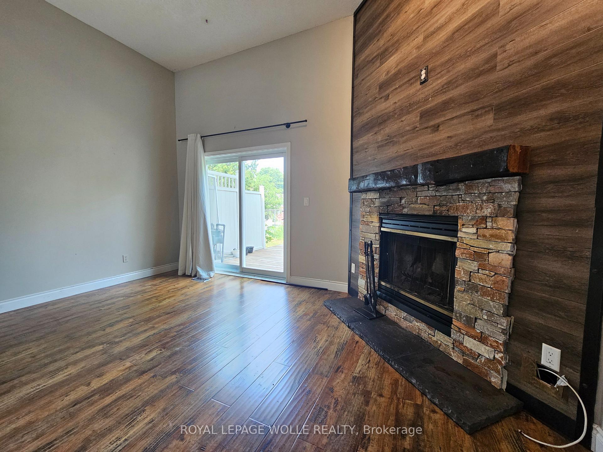 Photo 5 of Unit 36, 589 Beechwood Drive, Waterloo, Westvale — HOMEH