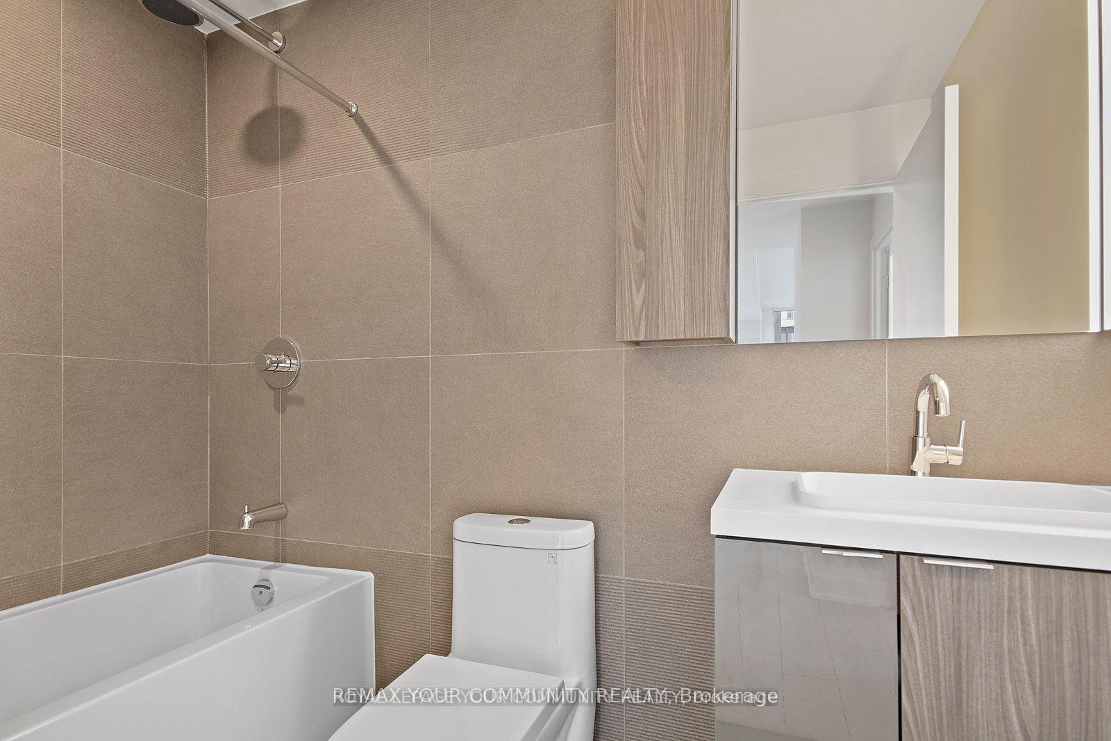Photo 6 of Unit 3410, 35 Mercer Street, Toronto, Waterfront Communities — HOMEH
