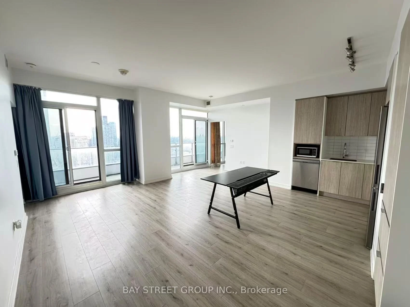Photo 2 of Unit 4503, 395 Bloor Street E, Toronto, North St. James Town — HOMEH