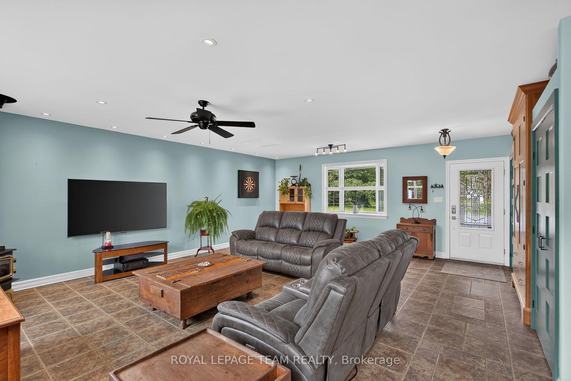 Photo 10 of 7780 Bleeks Road, Ottawa, Munster — HOMEH