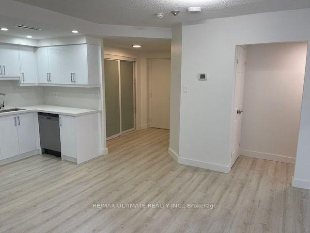 Photo 7 of Unit 702, 55 Centre Avenue, Toronto, Bay Street Corridor — HOMEH
