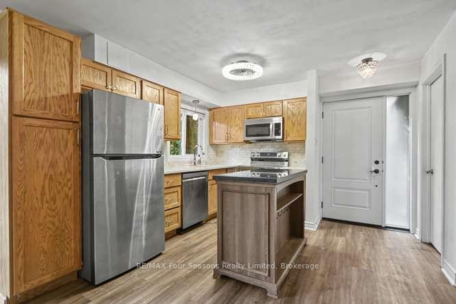 Photo 9 of Unit 314, 5 Dawson Drive, Collingwood — HOMEH