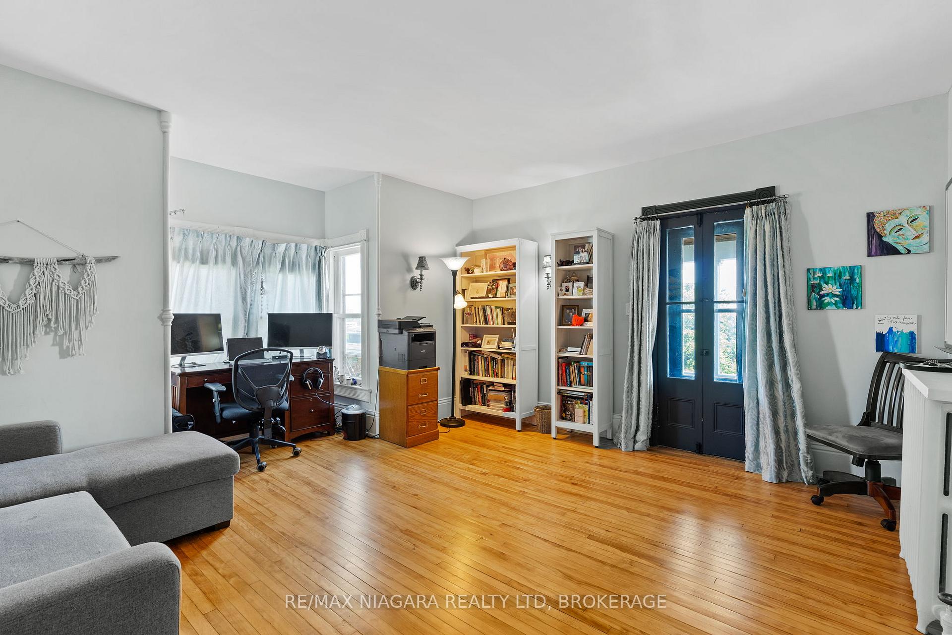 Photo 21 of 14 Catharine Street, Port Colborne, Sugarloaf — HOMEH