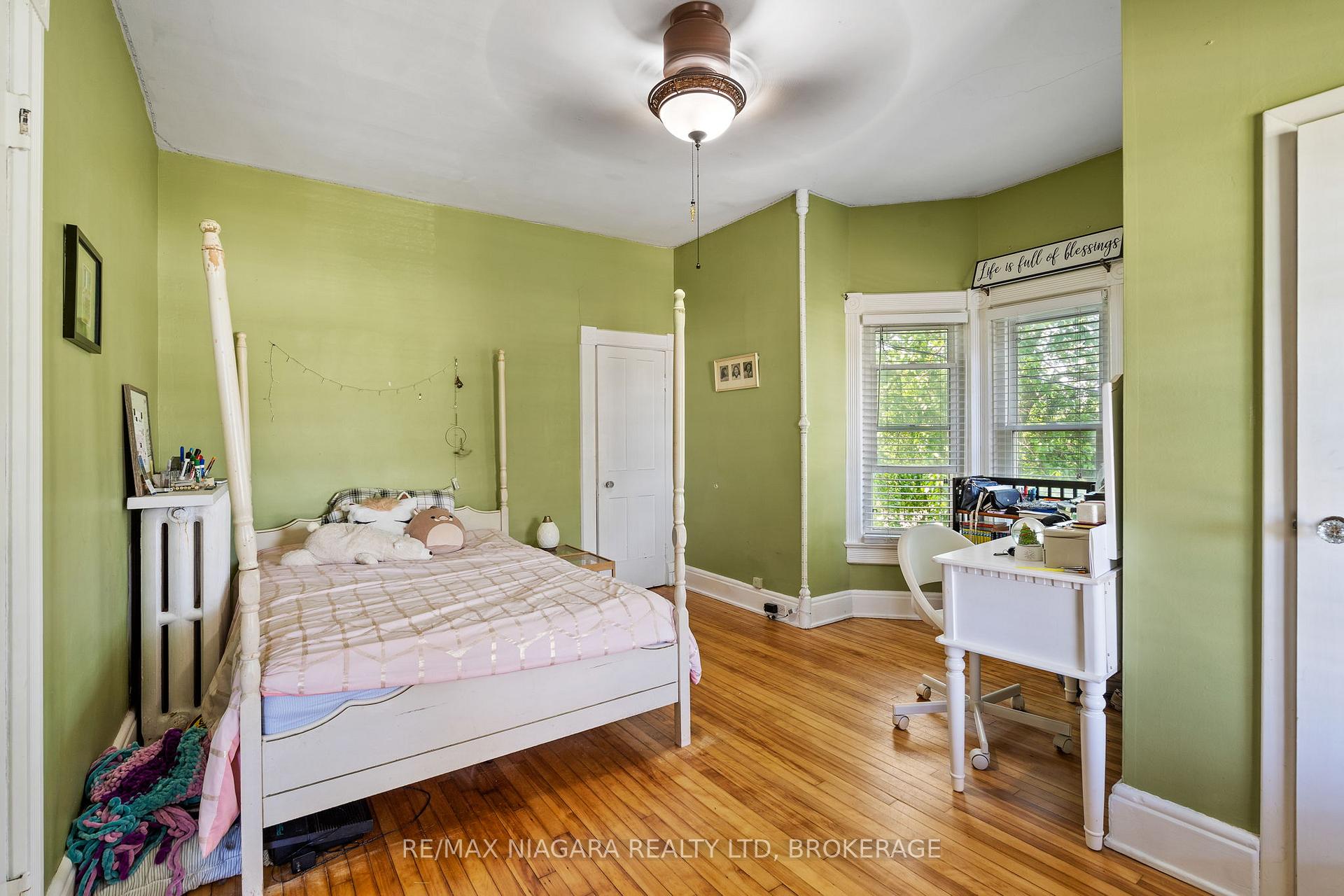 Photo 26 of 14 Catharine Street, Port Colborne, Sugarloaf — HOMEH