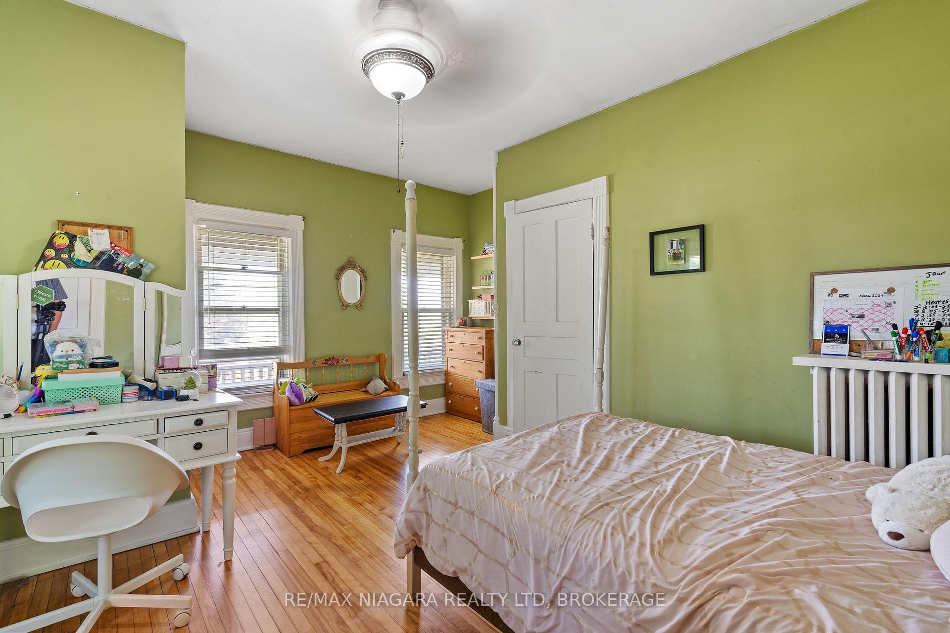 Photo 27 of 14 Catharine Street, Port Colborne, Sugarloaf — HOMEH