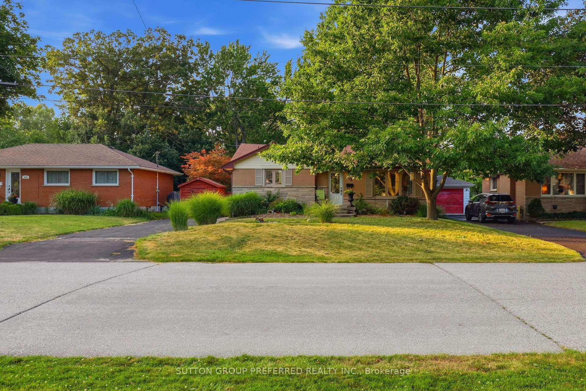 Photo 44 of 415 Randol Drive, London, South D — HOMEH