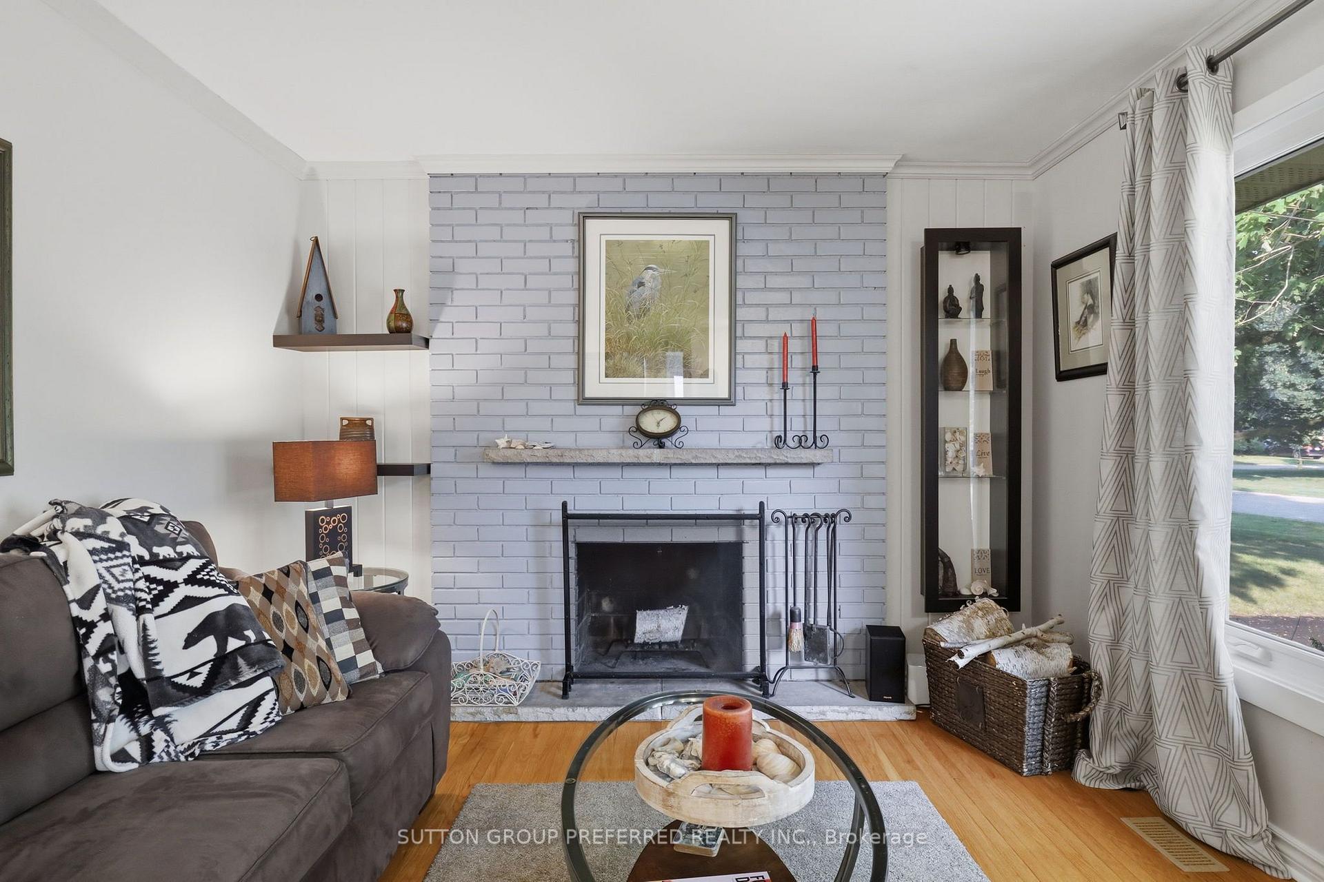 Photo 8 of 415 Randol Drive, London, South D — HOMEH