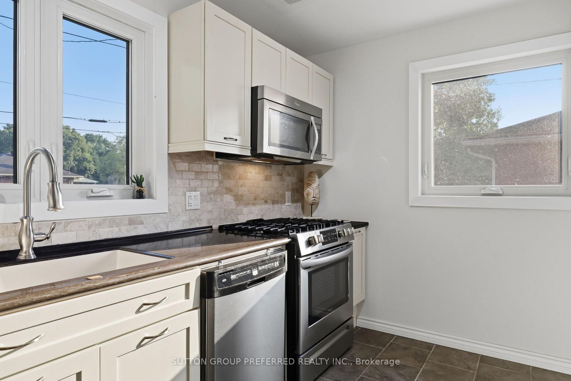 Photo 16 of 415 Randol Drive, London, South D — HOMEH