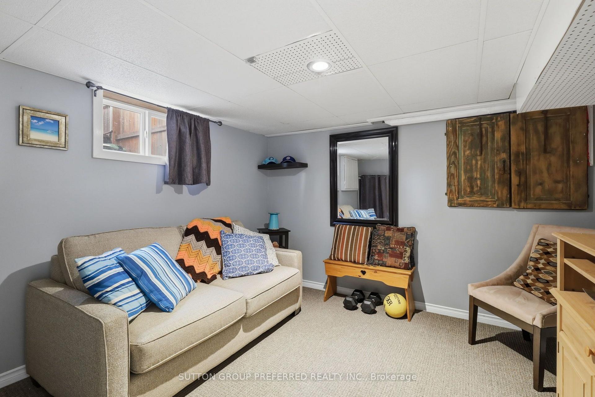 Photo 27 of 415 Randol Drive, London, South D — HOMEH