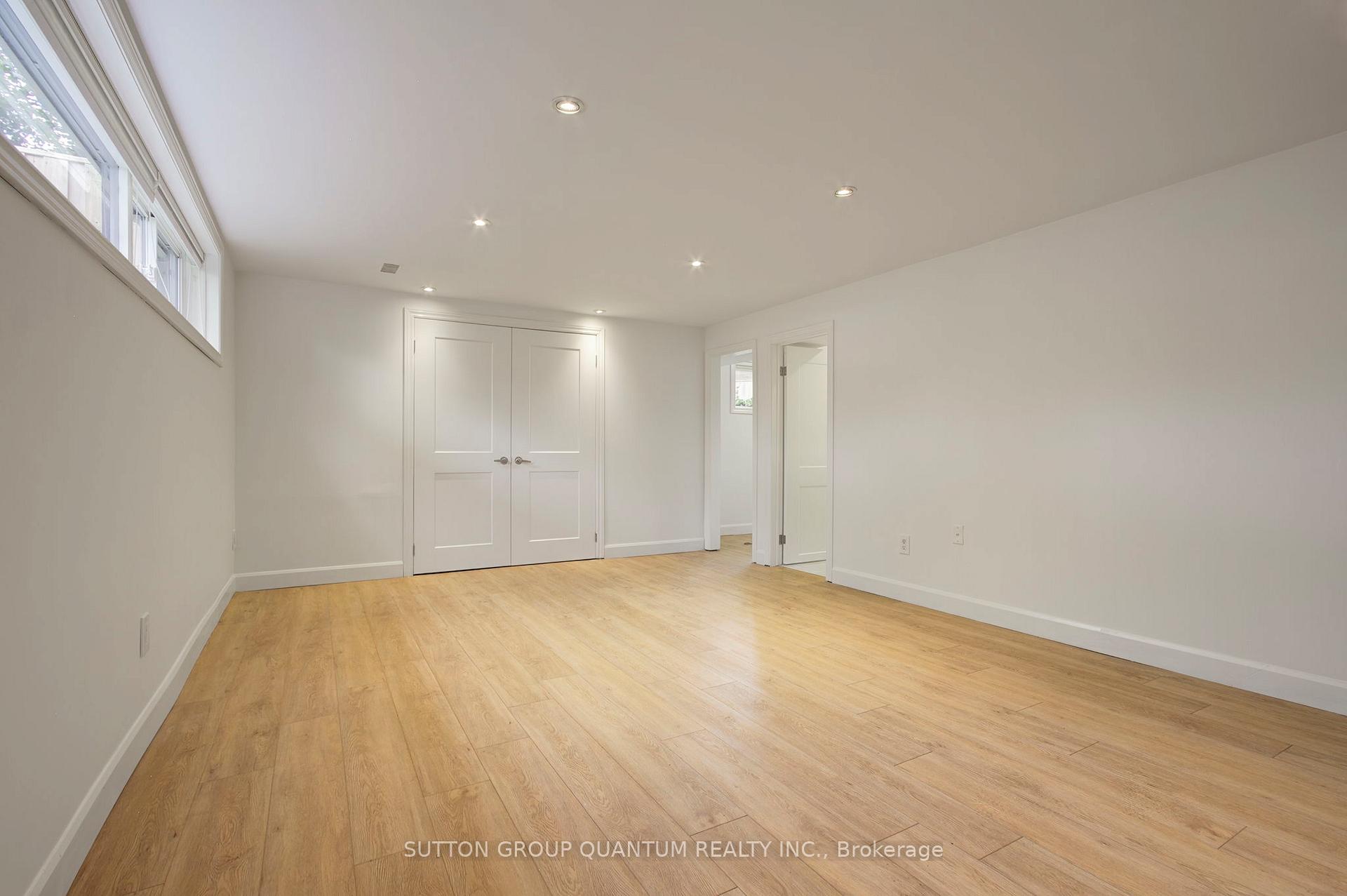 Photo 43 of 3456 Riverspray Crescent, Mississauga, Applewood — HOMEH