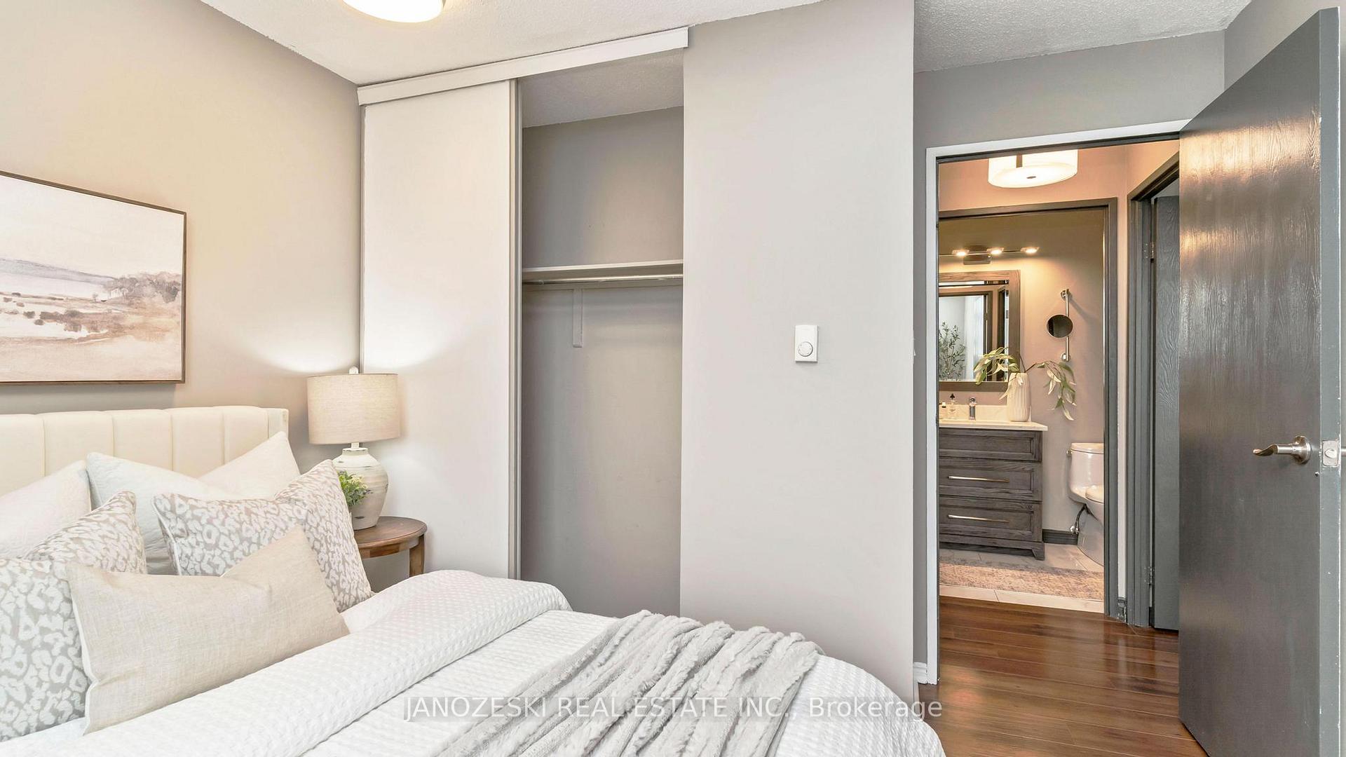 Photo 13 of Unit 1411, 45 Pond Mills Road, London, South J — HOMEH