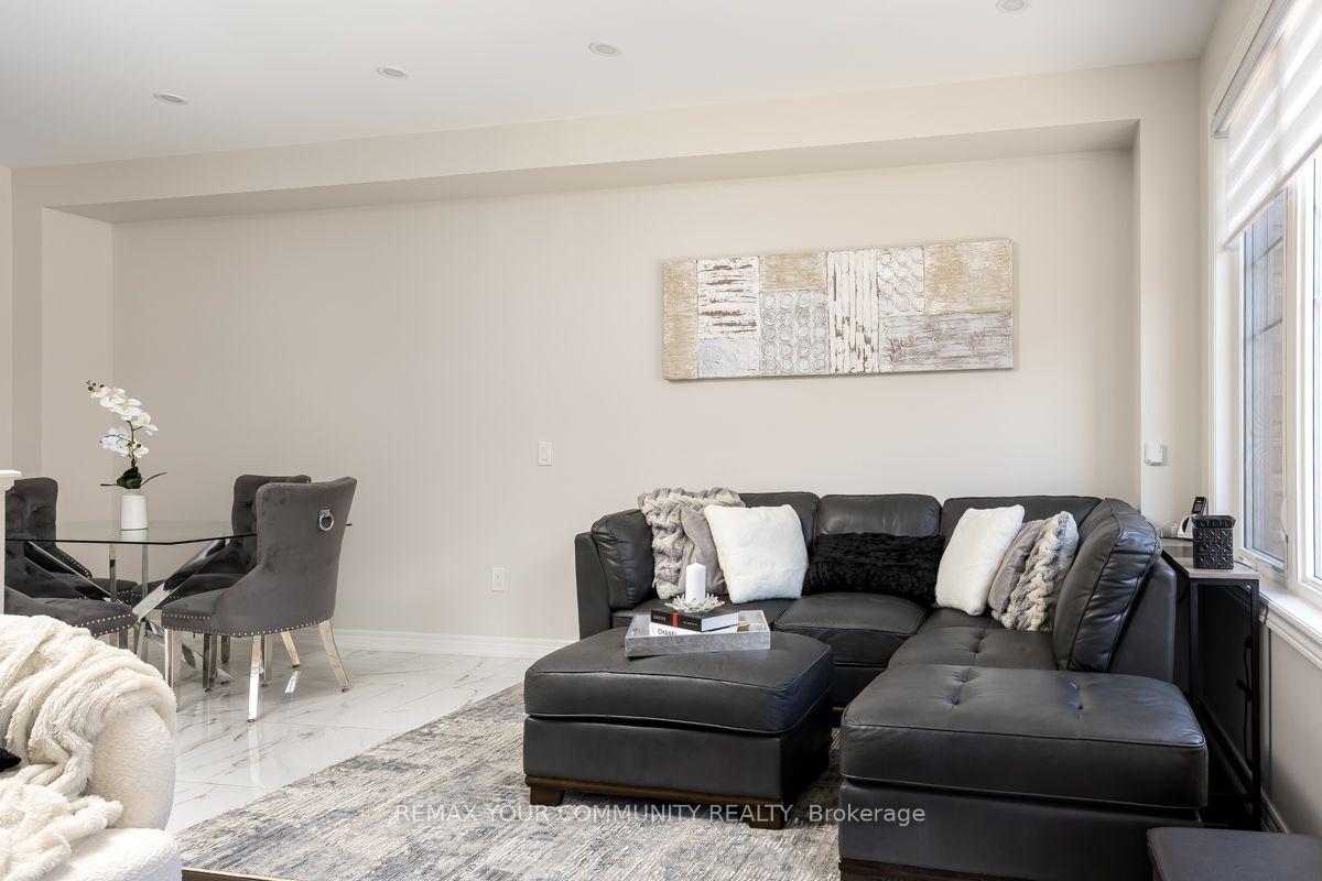 Photo 14 of 57 Davenfield Circle, Brampton, Bram East — HOMEH