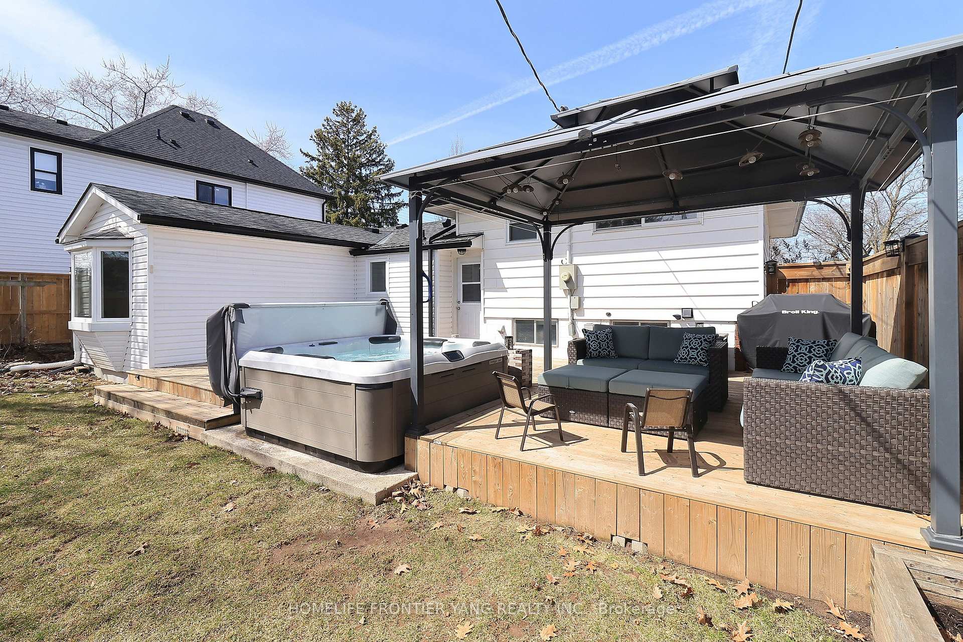 Photo 30 of 587 Wilene Drive, Burlington, Shoreacres — HOMEH