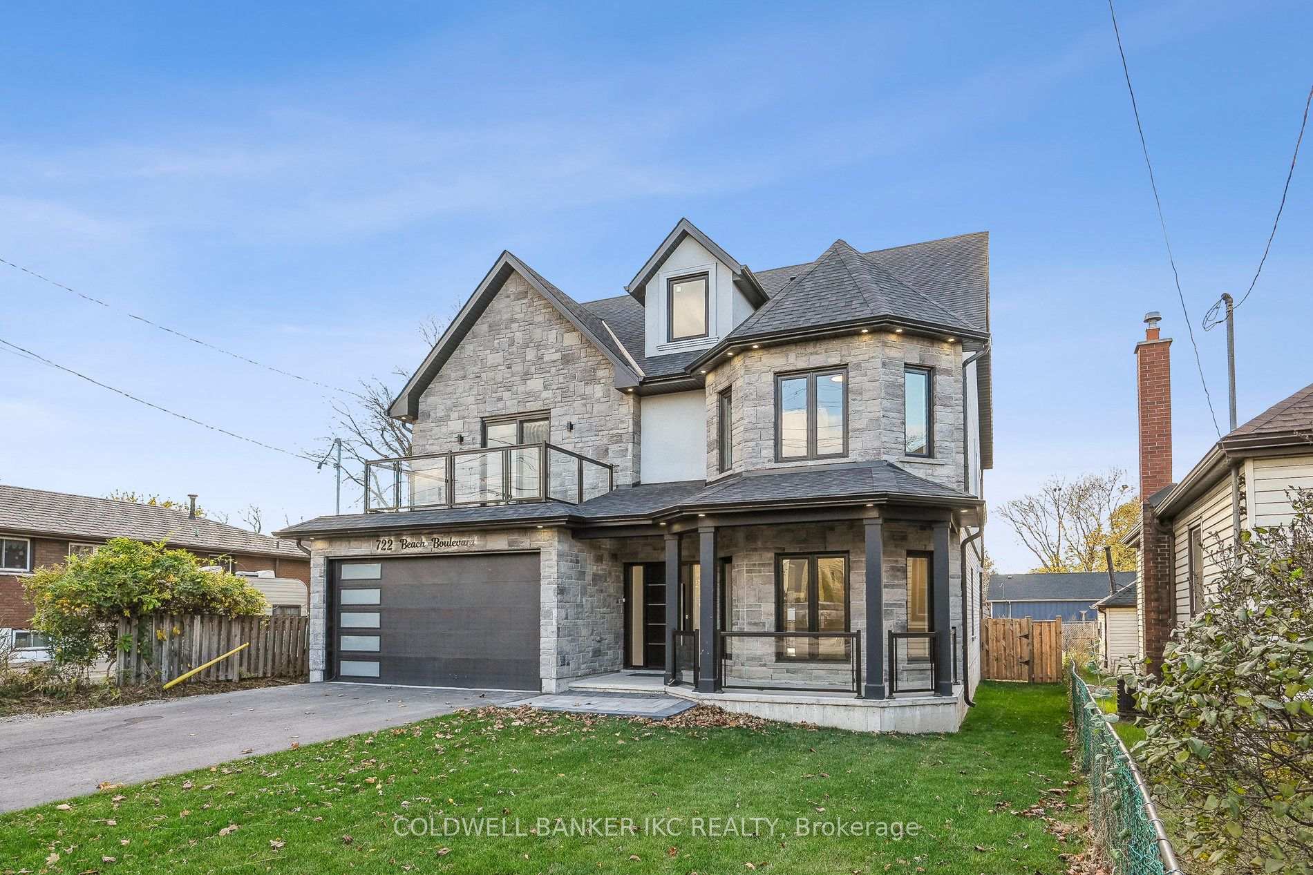 Photo 2 of 722 Beach Boulevard, Hamilton, Hamilton Beach — HOMEH