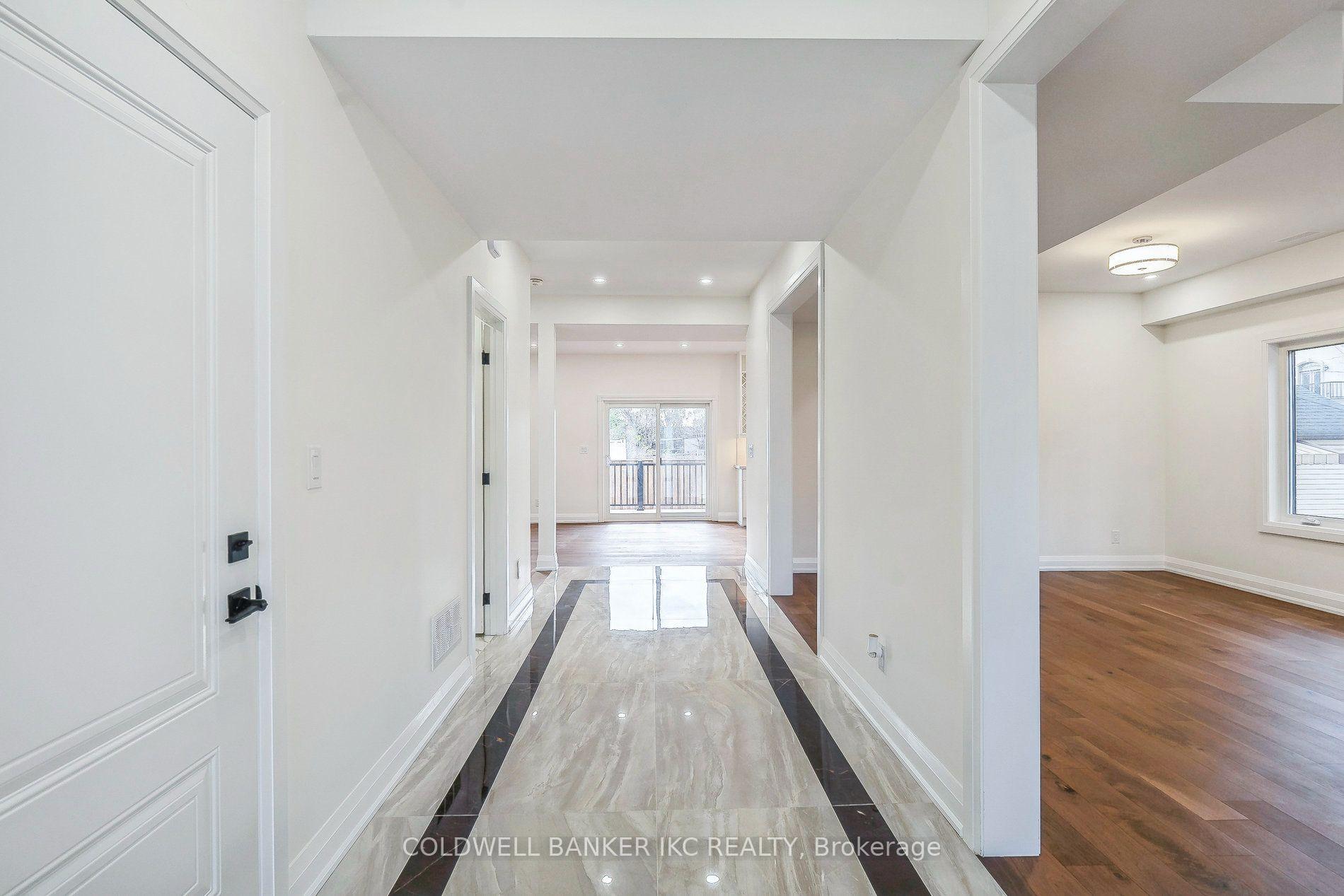 Photo 3 of 722 Beach Boulevard, Hamilton, Hamilton Beach — HOMEH