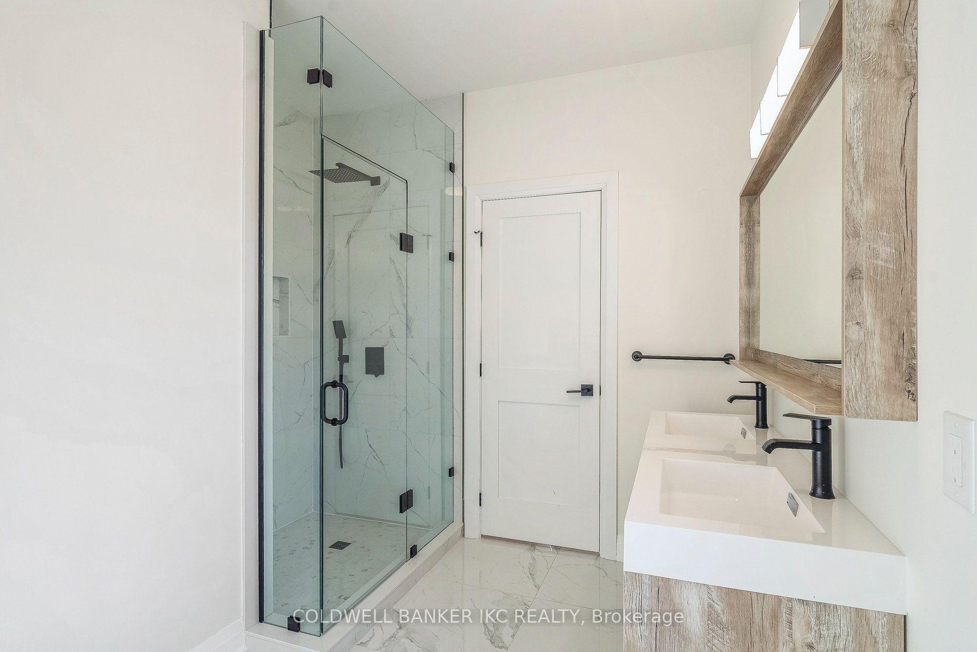 Photo 23 of 722 Beach Boulevard, Hamilton, Hamilton Beach — HOMEH