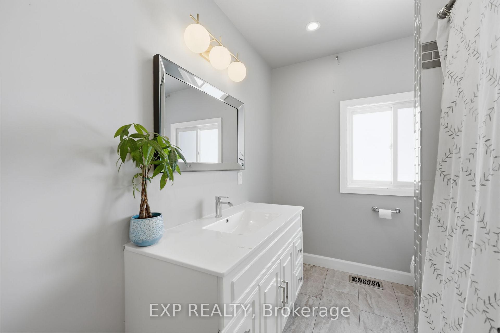 Photo 23 of 22 Cecil Street, Essa, Angus — HOMEH