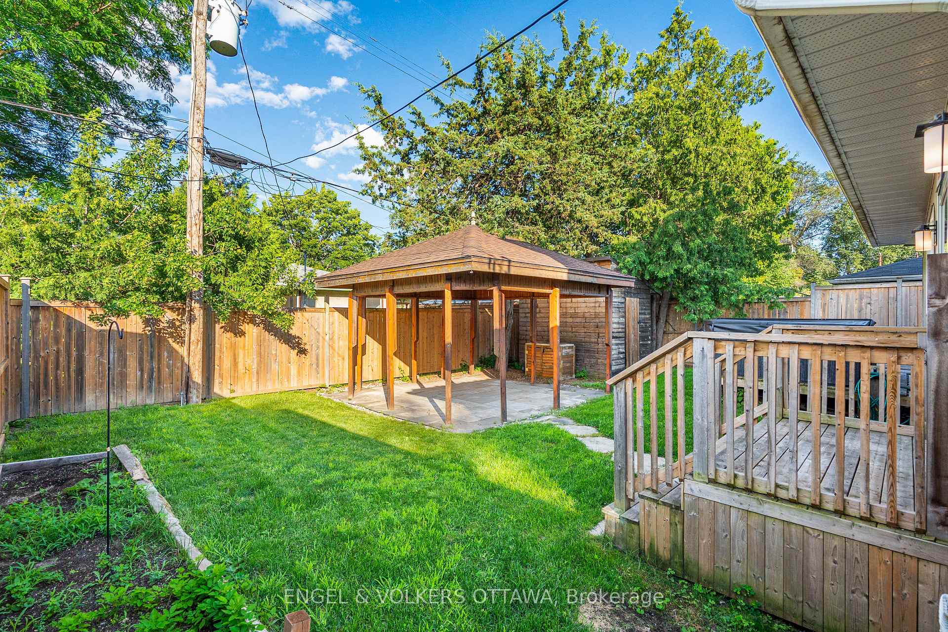 Photo 33 of 977 Blythdale Road, Ottawa, McKellar Heights/Glabar Park — HOMEH