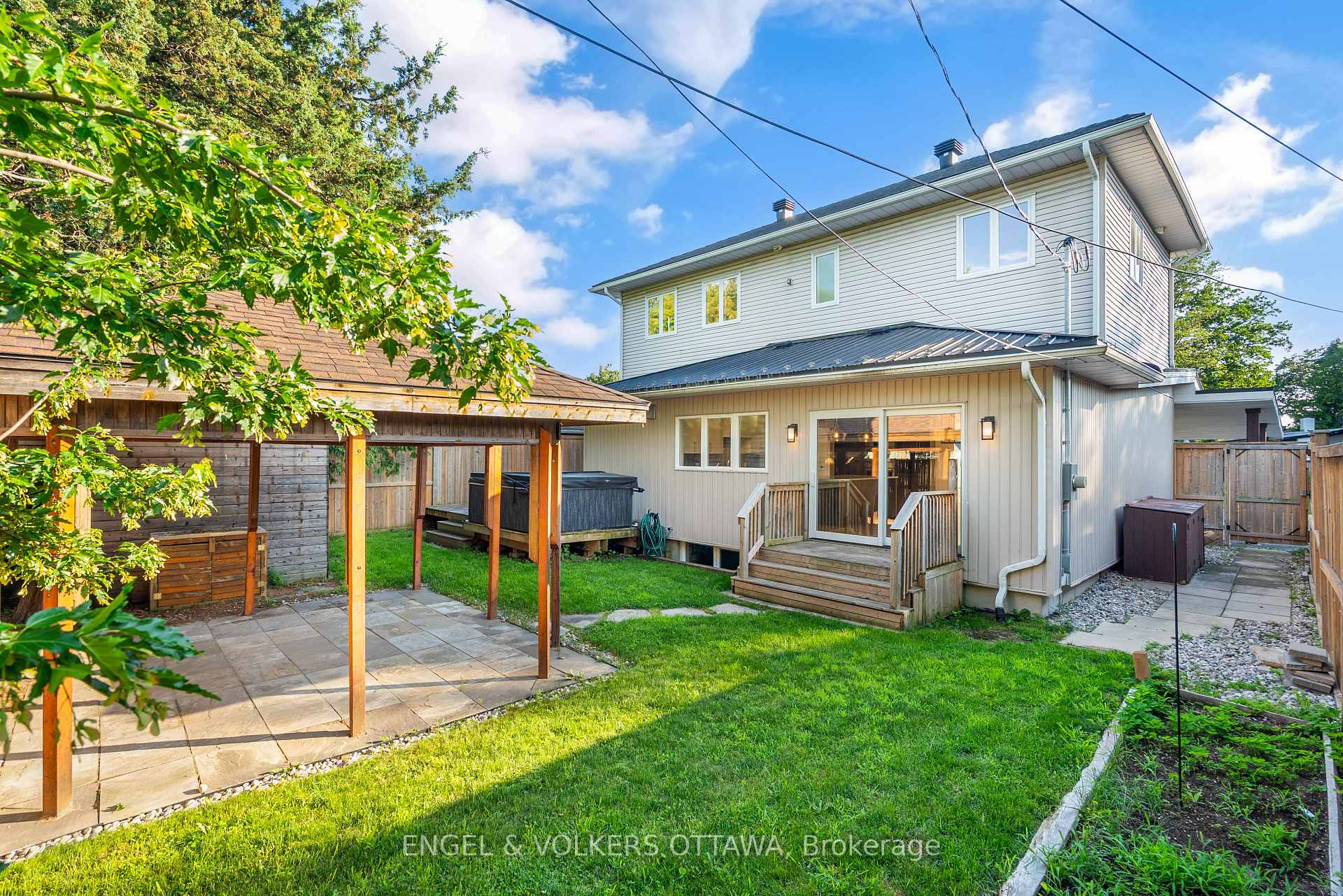 Photo 34 of 977 Blythdale Road, Ottawa, McKellar Heights/Glabar Park — HOMEH