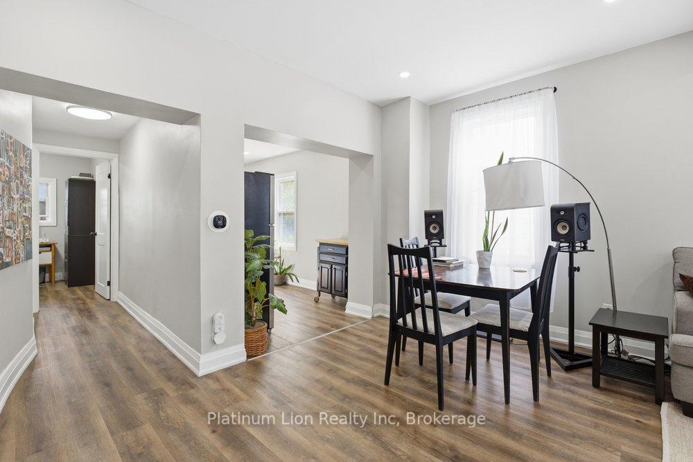 Photo 6 of 773 Lawrence Road, Hamilton, Bartonville — HOMEH
