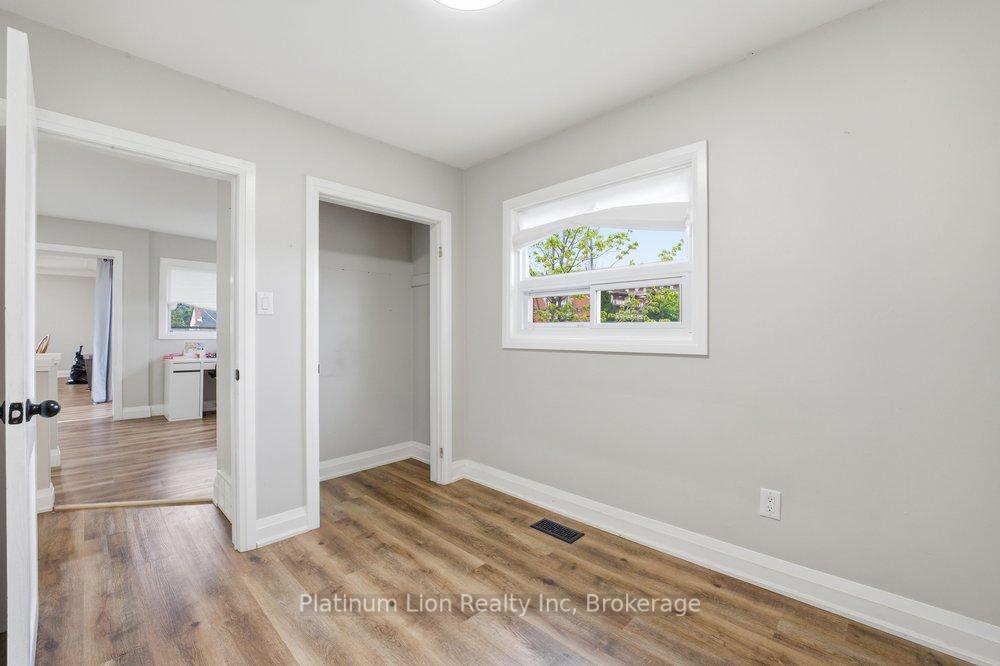 Photo 24 of 773 Lawrence Road, Hamilton, Bartonville — HOMEH