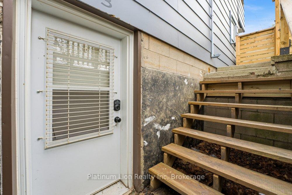 Photo 31 of 773 Lawrence Road, Hamilton, Bartonville — HOMEH