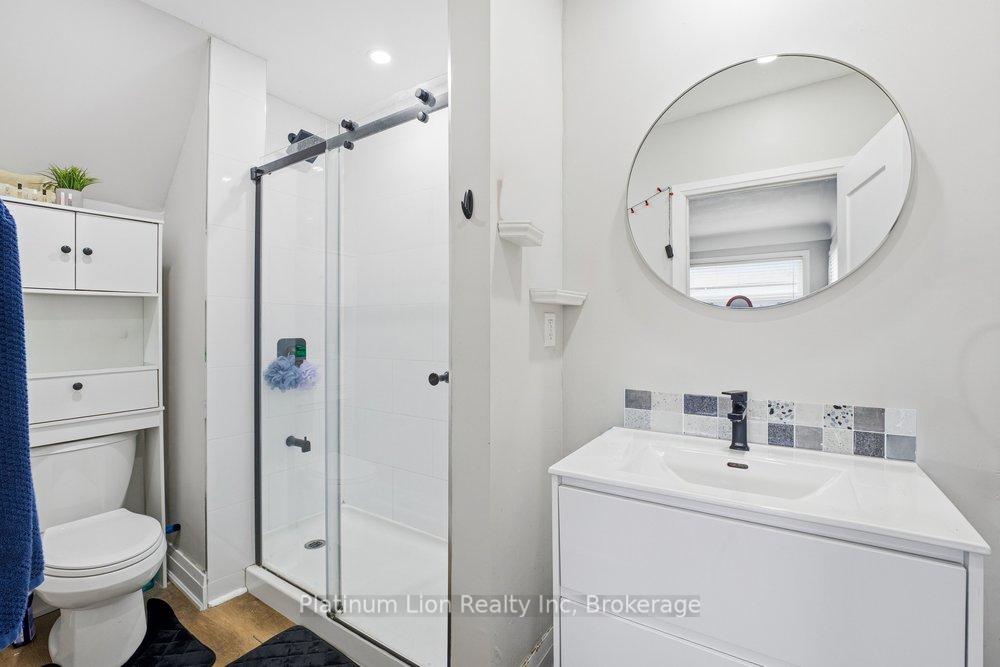 Photo 37 of 773 Lawrence Road, Hamilton, Bartonville — HOMEH