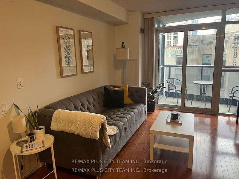 Photo 2 of Unit 1302, 21 Carlton Street, Toronto, Church-Yonge Corridor — HOMEH