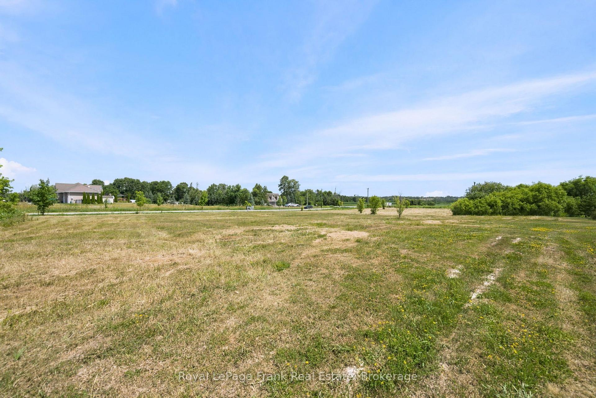 Photo 13 of 1 Bagshaw Crescent, Uxbridge, Rural Uxbridge — HOMEH