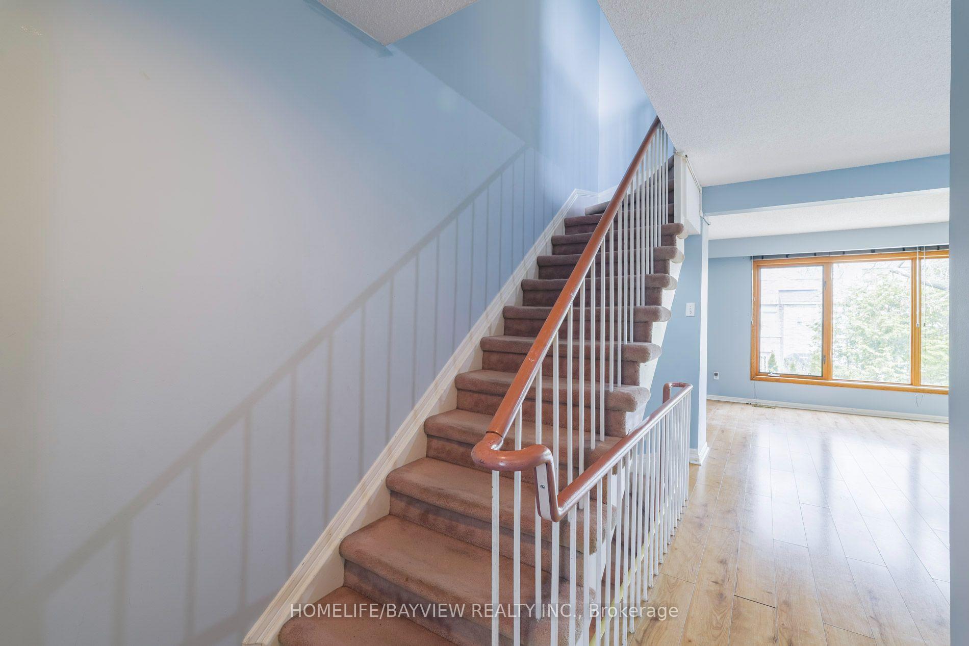 Photo 19 of 17 Stoneham Road, Etobicoke, Eringate-Centennial-West Deane — HOMEH