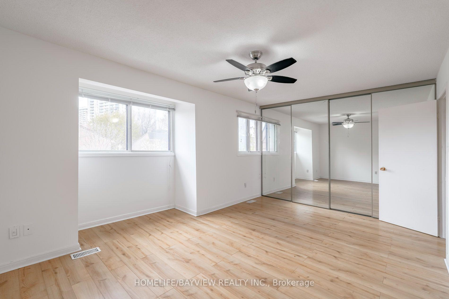Photo 24 of 17 Stoneham Road, Etobicoke, Eringate-Centennial-West Deane — HOMEH