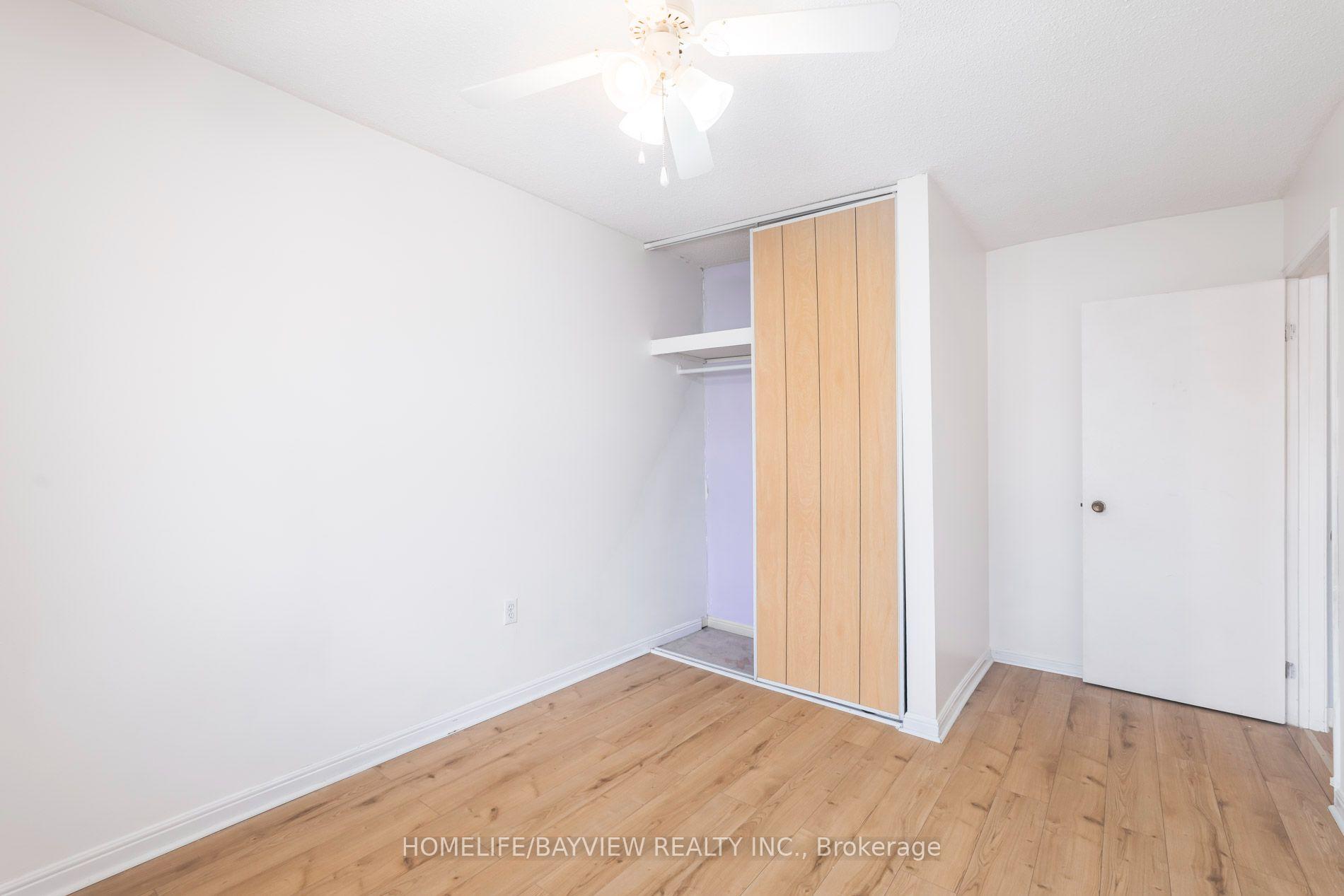 Photo 29 of 17 Stoneham Road, Etobicoke, Eringate-Centennial-West Deane — HOMEH