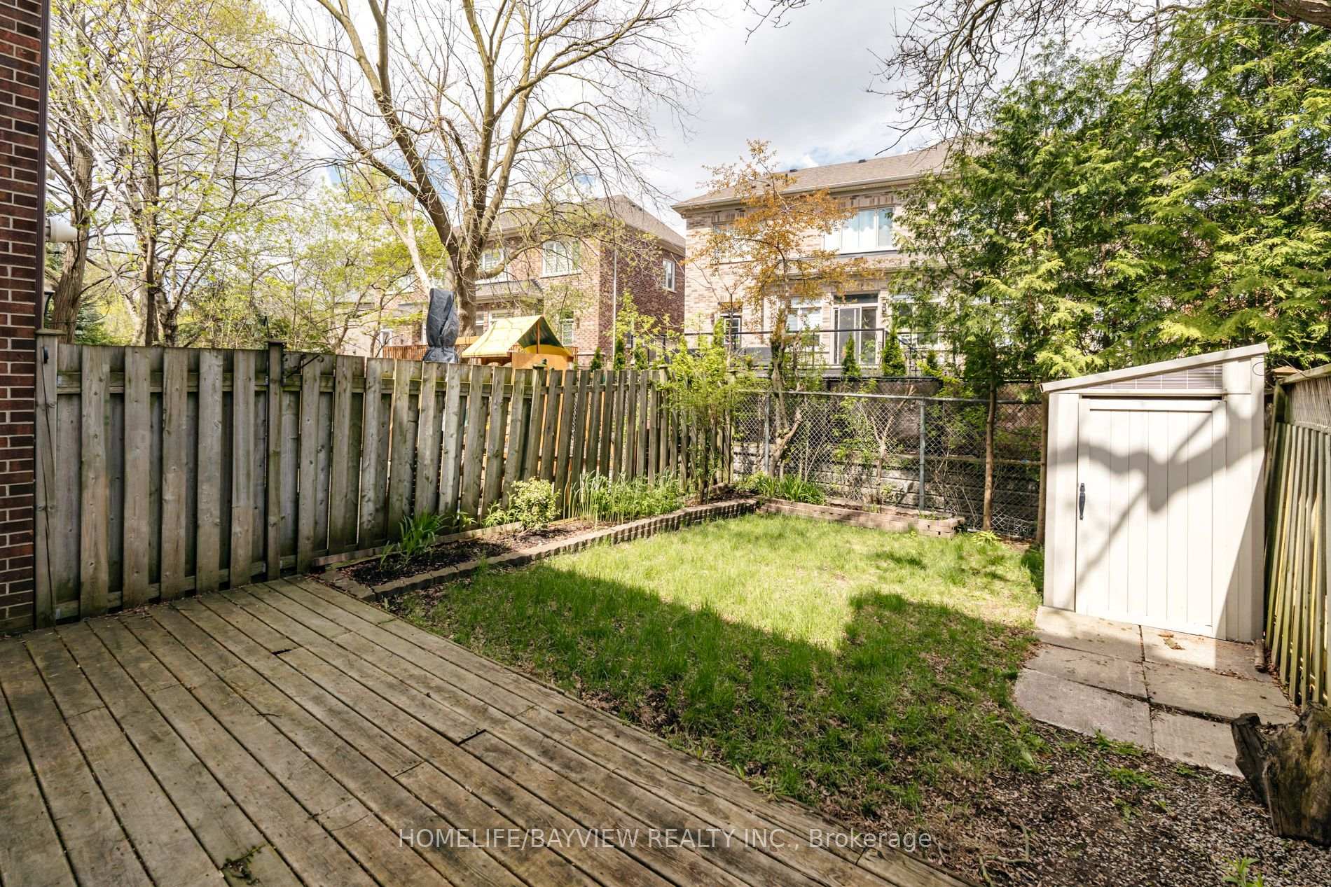 Photo 33 of 17 Stoneham Road, Etobicoke, Eringate-Centennial-West Deane — HOMEH
