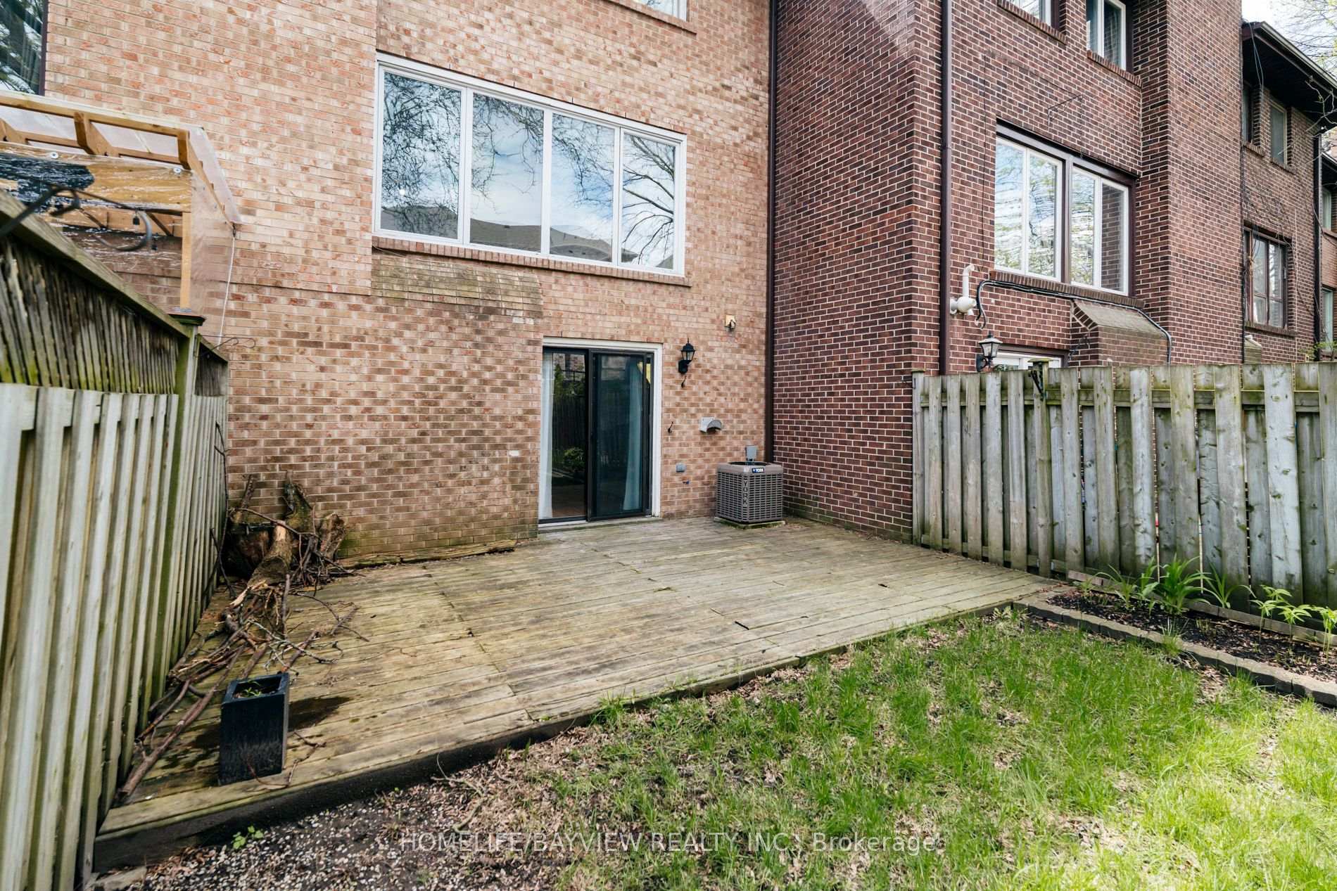 Photo 36 of 17 Stoneham Road, Etobicoke, Eringate-Centennial-West Deane — HOMEH