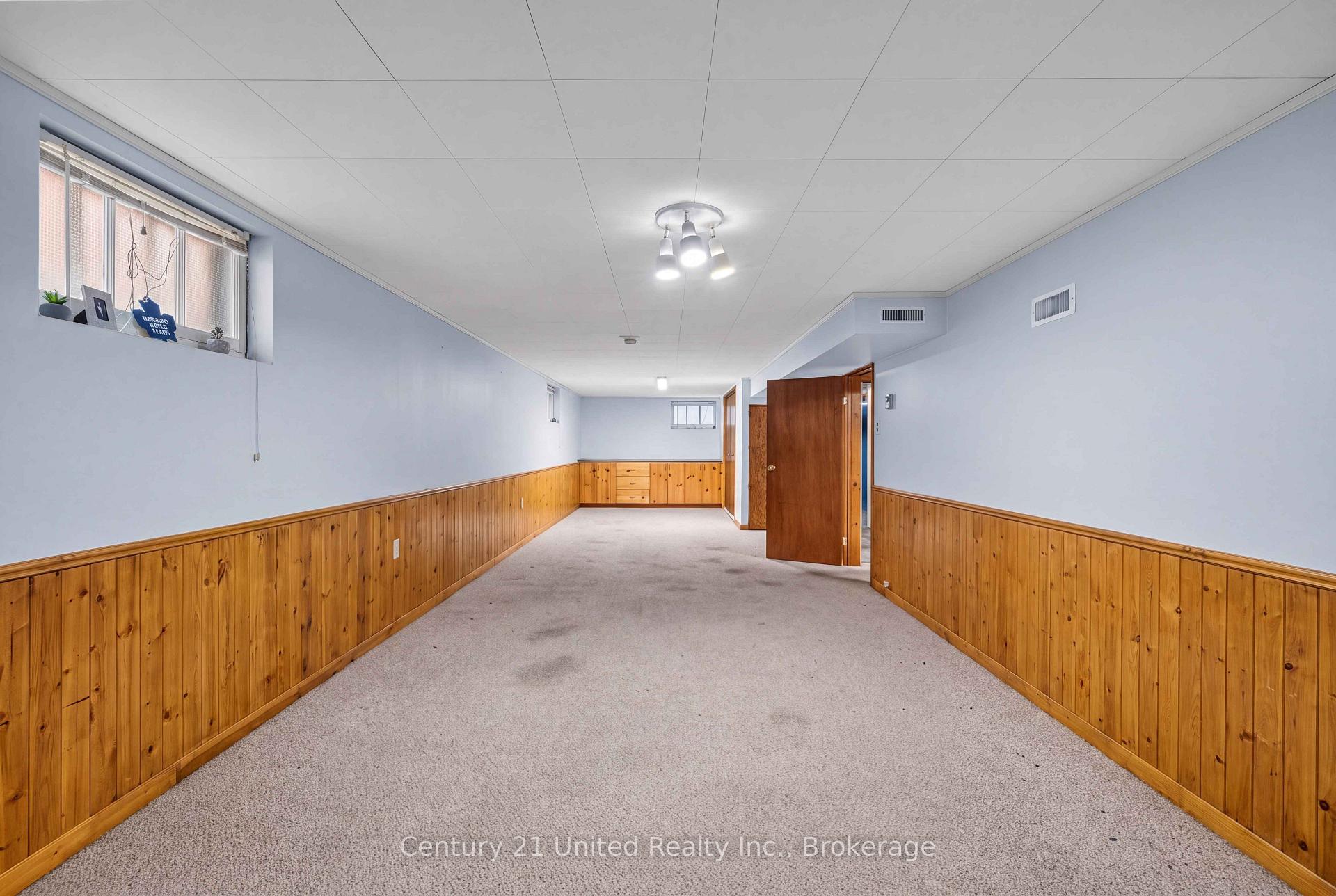 Photo 19 of 377 Chesterfield Avenue, Peterborough, Northcrest Ward 5 — HOMEH