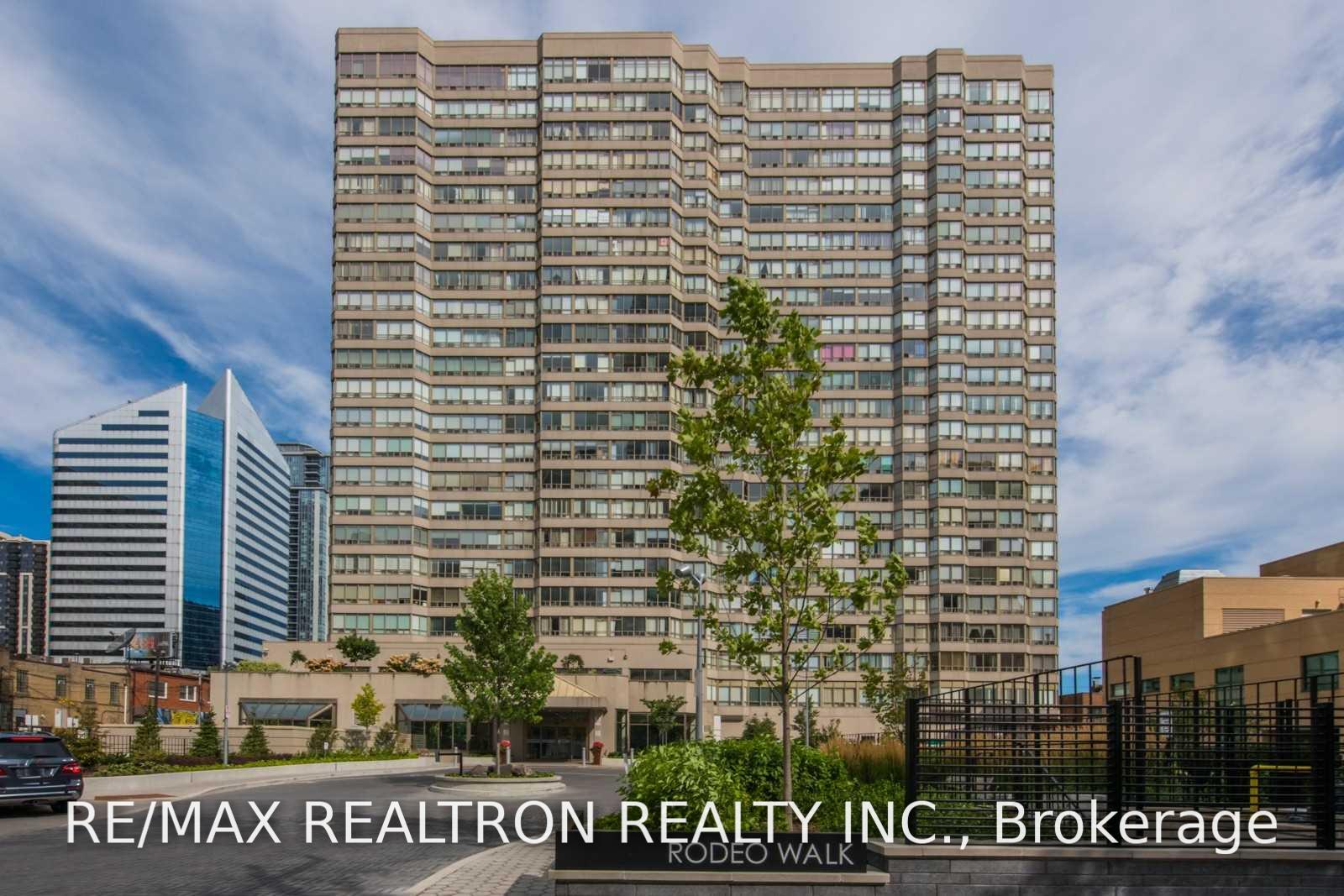 Front of Unit 905, 30 Greenfield Avenue