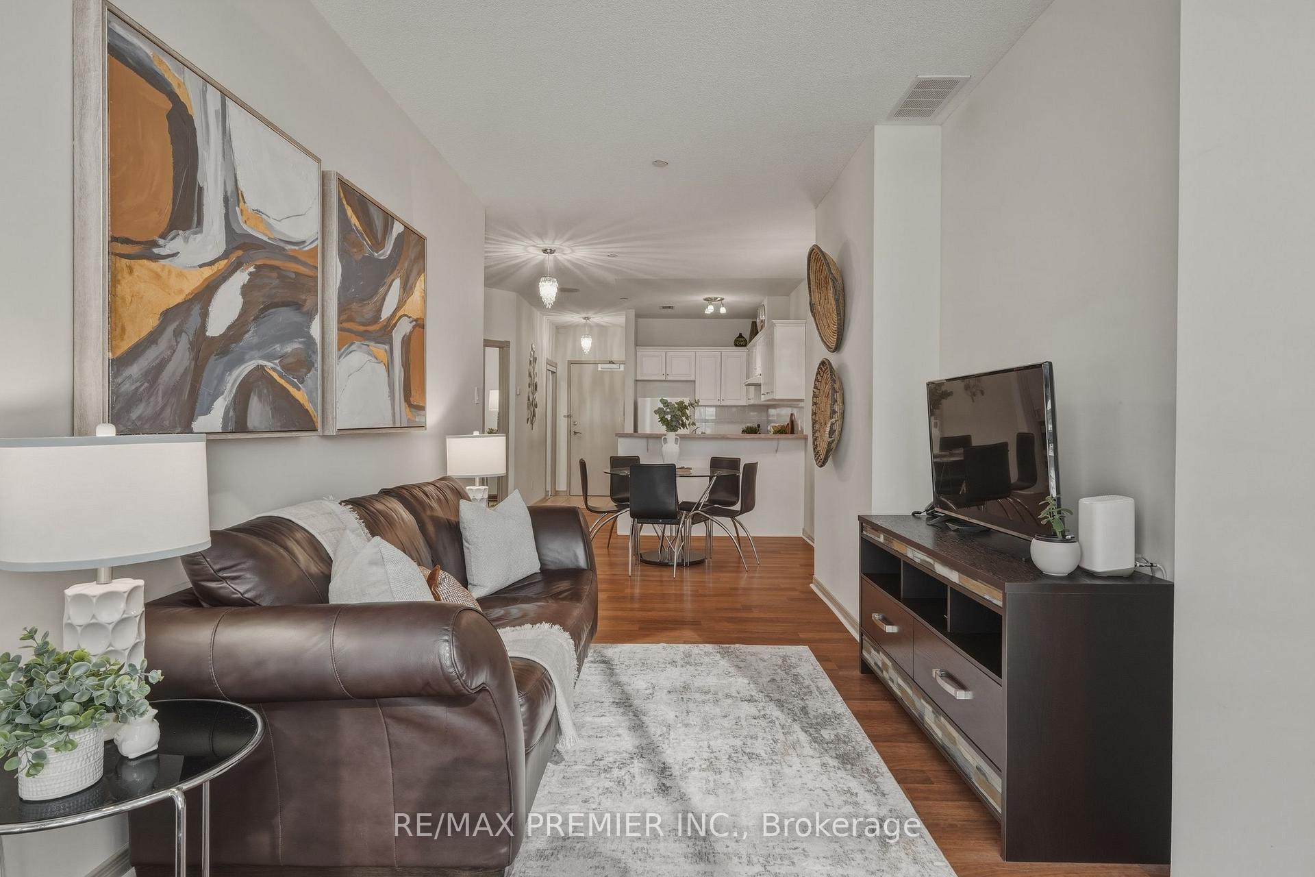 Photo 17 of Unit 704, 393 King Street W, Toronto, Waterfront Communities — HOMEH