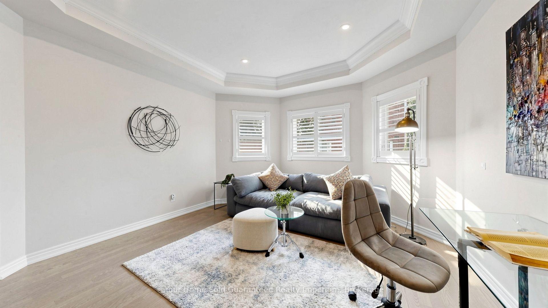 Photo 9 of 832 Darwin Drive, Pickering, Dunbarton — HOMEH